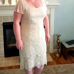 Adrianna Papell Pisarro Nights Beaded Cocktail Dress in Cream